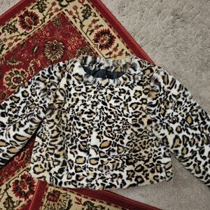 Like NEW ☆ Tacera Faux Fur Jacket, Size Small (10/12), CUTE!